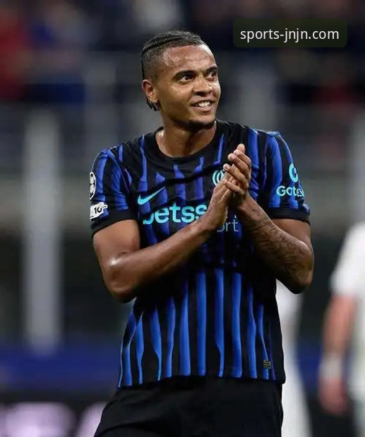 国际米兰大胜背后：阿坎吉处子球与零封哲学的最新动态